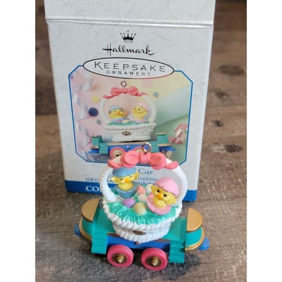 Hallmark flatbed car 1999 4 ornament Xmas Decor chick - Picture 1 of 5